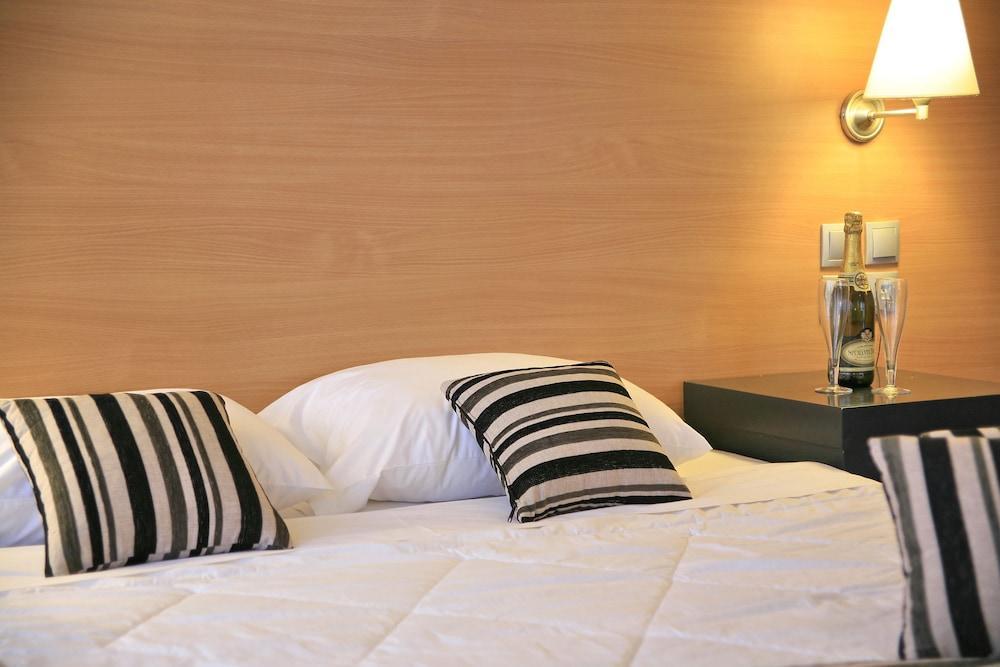 All Senses Ocean Blue Sea Side Resort (Adults Only) Petaloudes Exterior photo